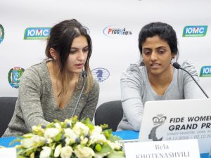 Bela Khotenashvili (GEO) and Dronavalli Harika (IND)