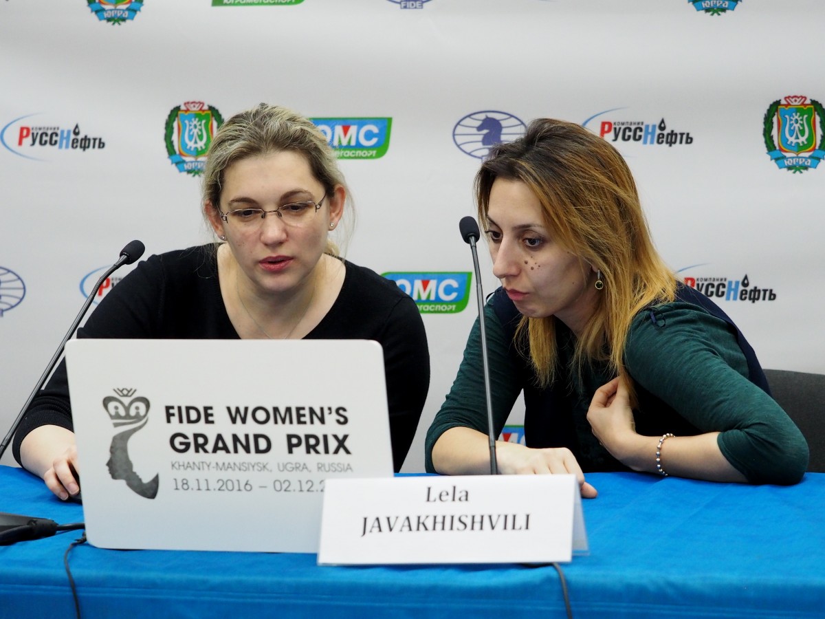 Almira Skripchenko (FRA) and Lela Javakhishvili (GEO)