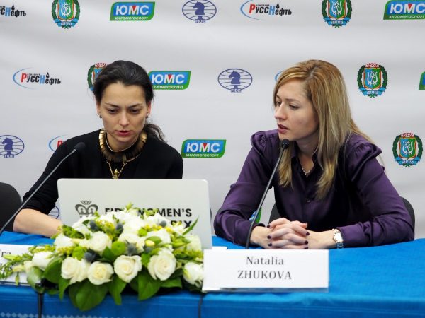 Alexandra Kosteniuk  (RUS) and Natalia Zhukova (UKR)